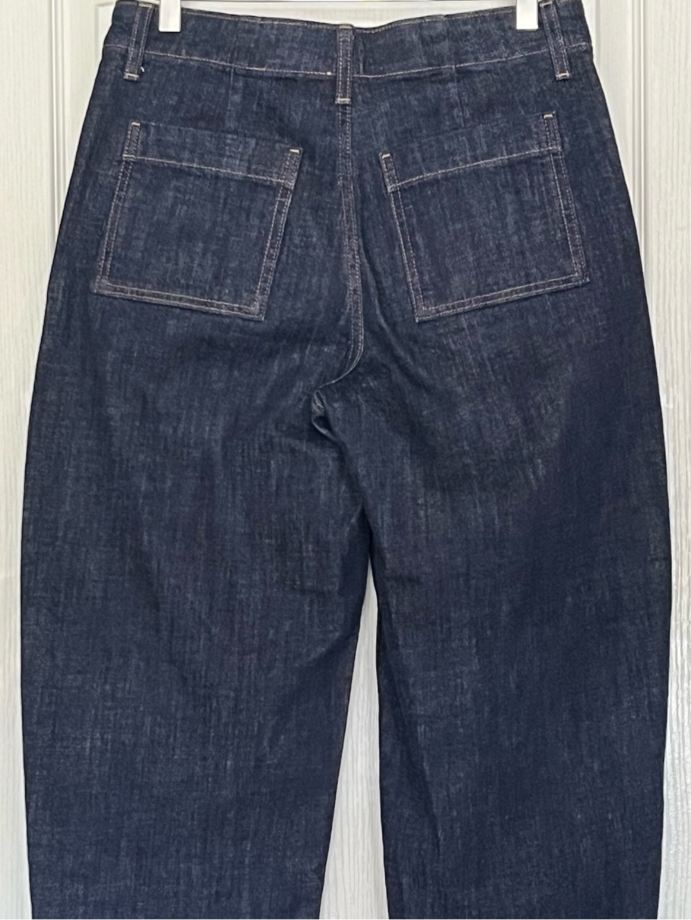 Old Navy High Rise Barrel Leg Denim Jeans Indigo Blue 4 Casual Chic Streetwear - Picture 13 of 14